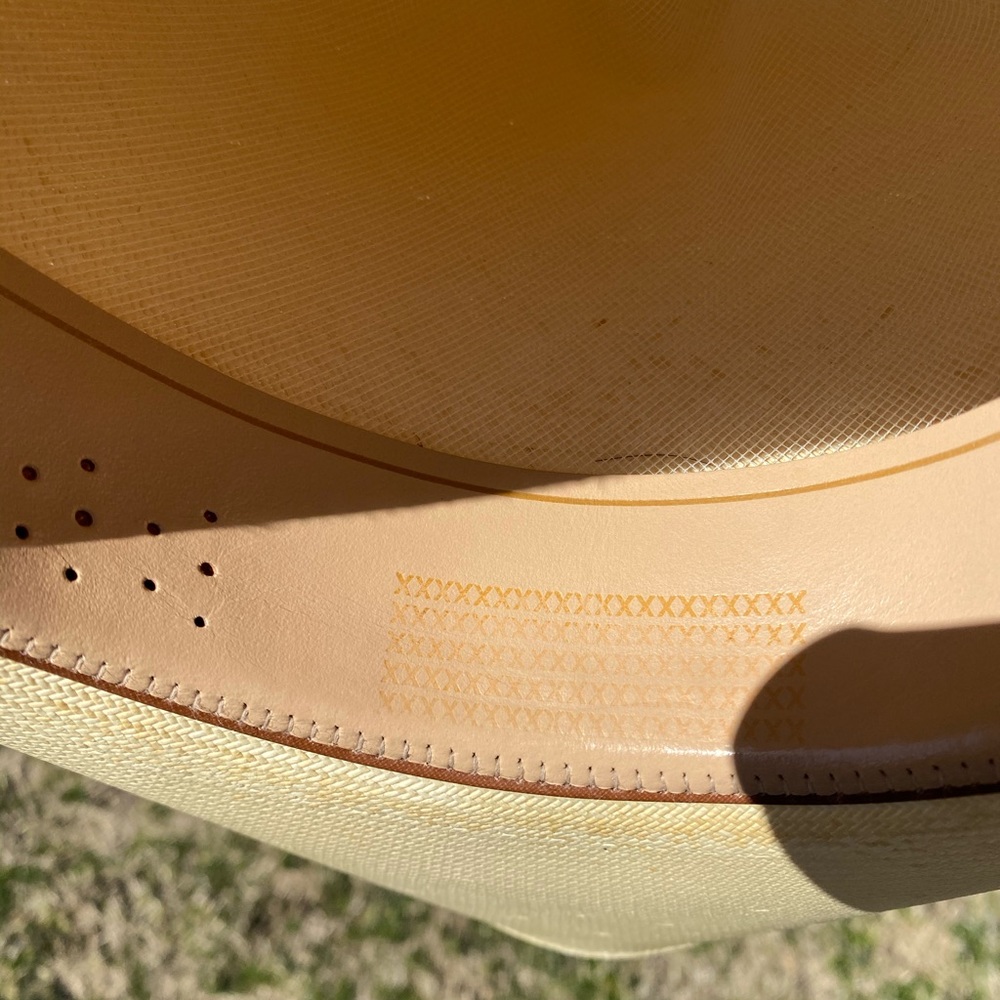Larry Mahones 100x Cowboy Hat! - Picture 8 of 8